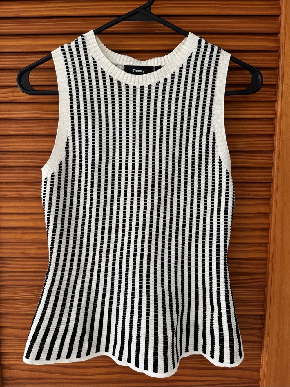THEORY Black & White Ribbed Sleeveless Knit Top